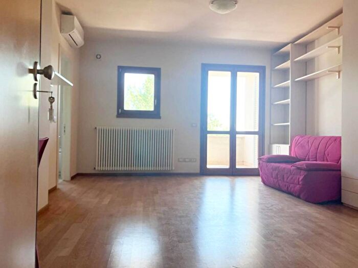 Appartamento monolocale in affitto in Via Fratelli Bandiera, Centro, Pontedera