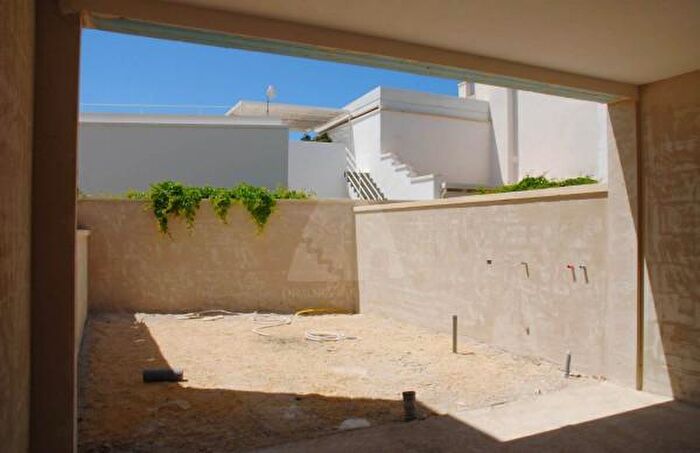 Casa trilocale in vendita in Via Diopoldo Alemanno, Salve