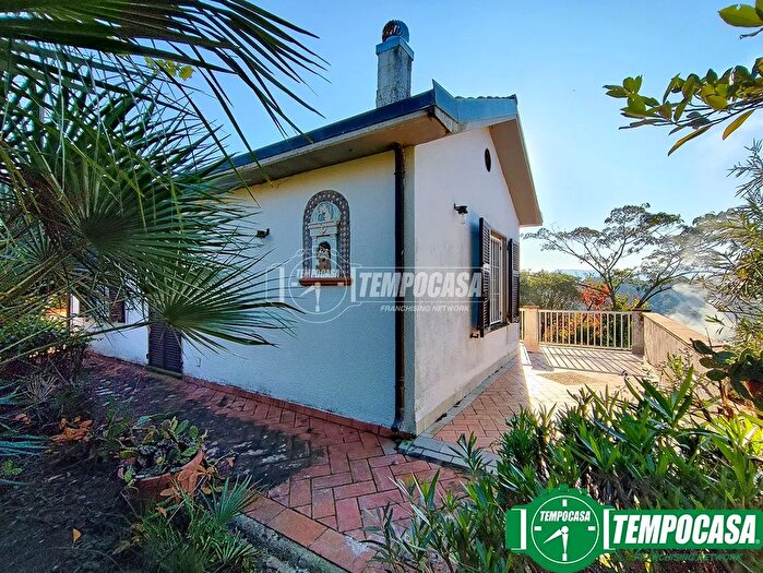 Casa con 5 locali in vendita in Via Masignano, Arcola