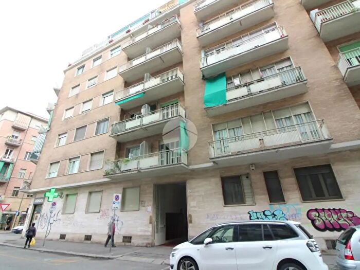 Appartamento trilocale in vendita in Via Palma di Cesnola, Torino