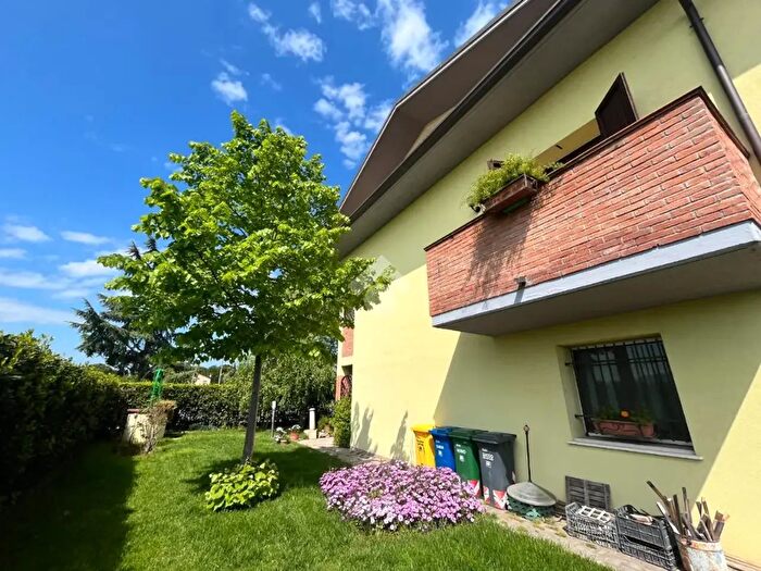 Casa con 5 locali in vendita in Via Prati, Forlimpopoli