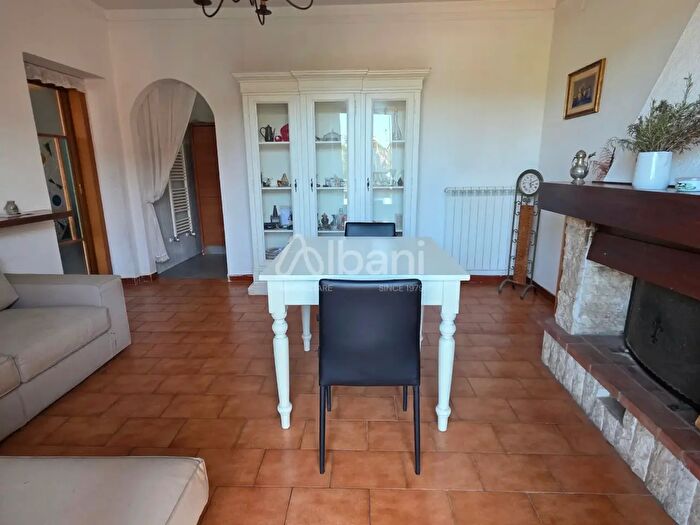 Casa quadrilocale in vendita in La Spezia