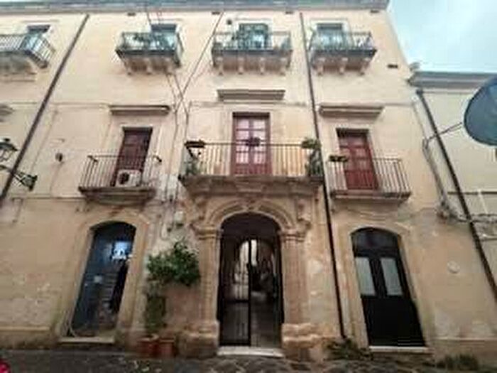 Appartamento con 5 locali in affitto in Ortigia, Siracusa