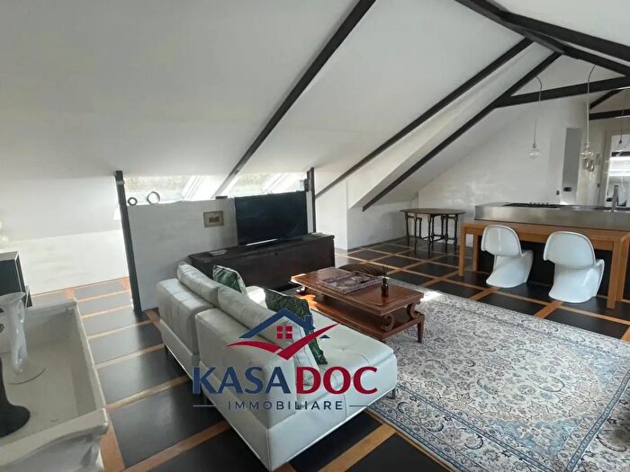 Appartamento bilocale in vendita in Via Francesco Acri, Catanzaro