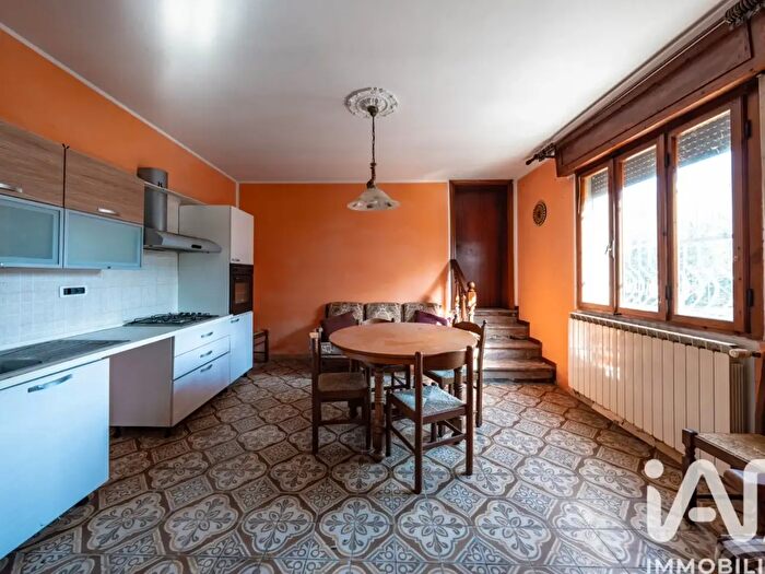 Casa con 7 locali in vendita in Via Grandi, Riva del Po