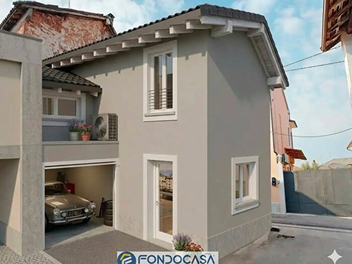 Casa trilocale in vendita in Via Roma, Comezzano Cizzago