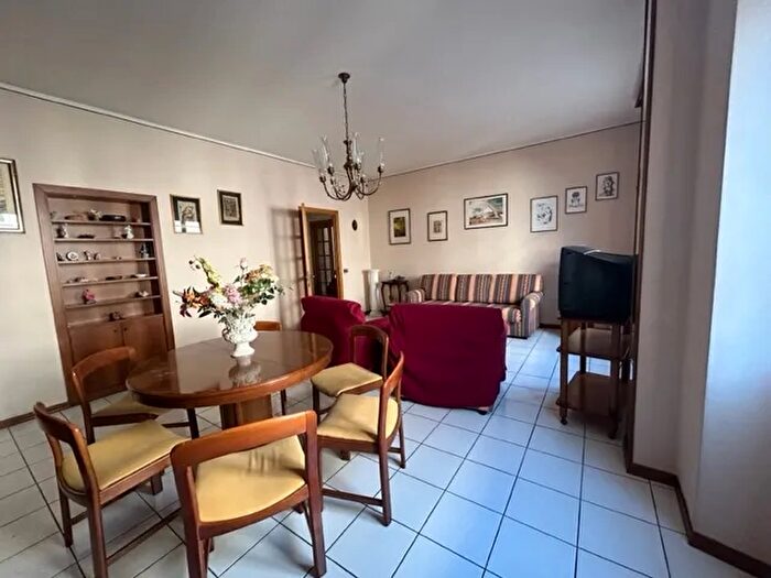 Appartamento trilocale in vendita in Via Giacomo Matteotti, Falconara Marittima