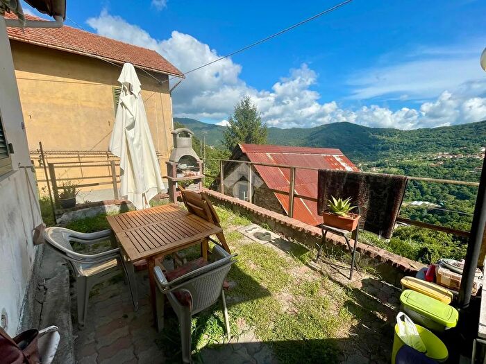 Appartamento bilocale in vendita in Via Costa Monti, SantOlcese