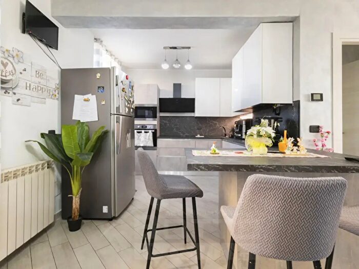 Appartamento quadrilocale in vendita in Via Sotto I Chiosi, Cannobio