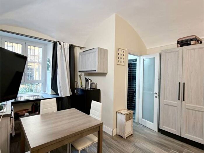 Appartamento monolocale in affitto in via thesauro, San Salvario Dante, Torino