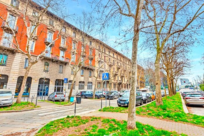 Appartamento bilocale in vendita in Via Valtellina, Milano