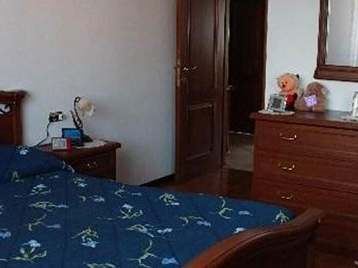 Casa con 6 locali in vendita in Via della Canalina, Reggio Emilia