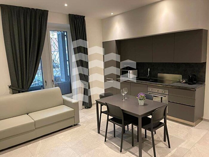 Appartamento bilocale in affitto in via Washington, Washington, Milano