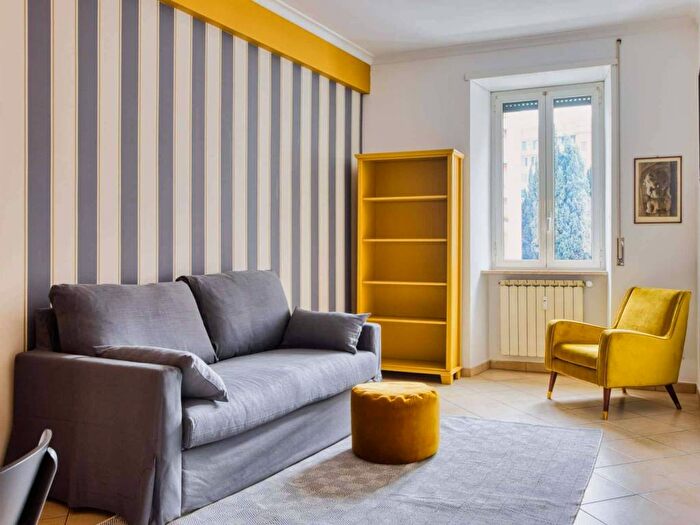 Appartamento bilocale in affitto in Via Acaia, San Giovanni, Roma