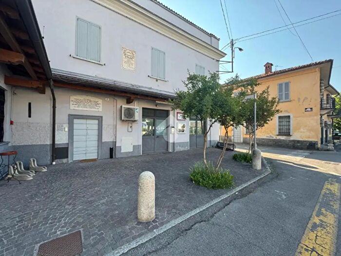 Appartamento bilocale in vendita in Via Caimi, Vailate