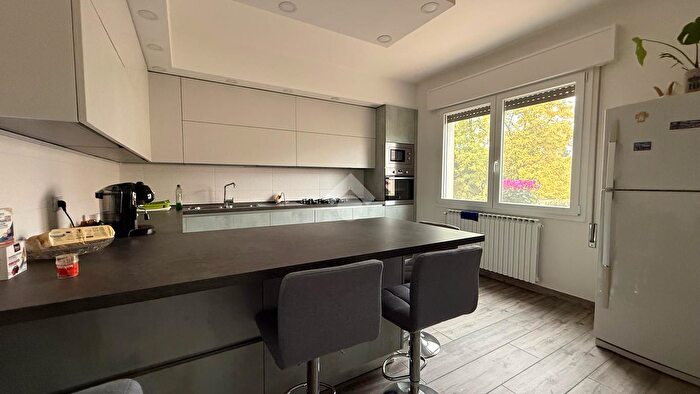 Case in Vendita e in Affitto - 3