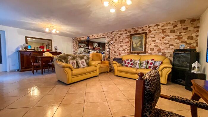 Casa in vendita in Torricella Del Pizzo