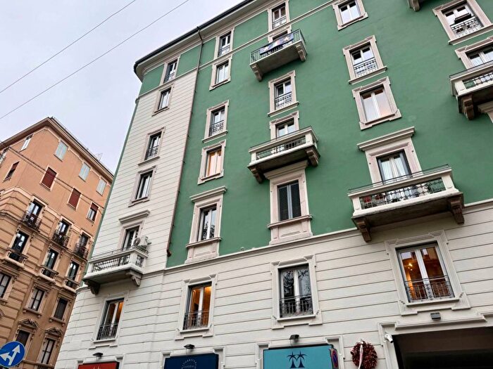 Appartamento con 5 locali in affitto in Via Archimede, Piave Tricolore, Milano