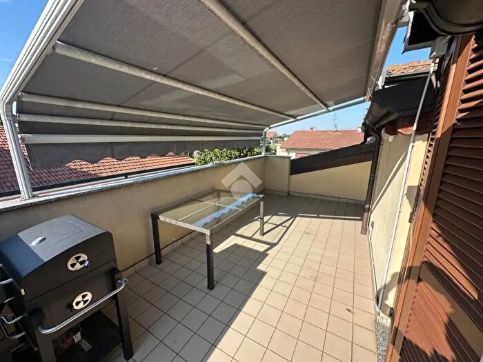 Appartamento trilocale in vendita in Via Milano, Paullo
