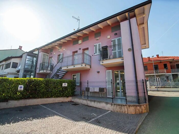 Appartamento trilocale in vendita in Corso Regina Margherita, Volpiano