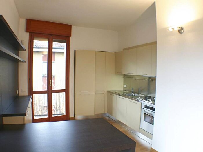 Appartamento trilocale in affitto in Viale Federico Caprilli, San Siro, Milano