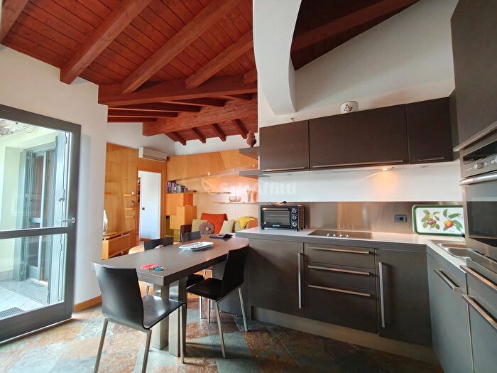 Appartamento trilocale in affitto in Gallarate