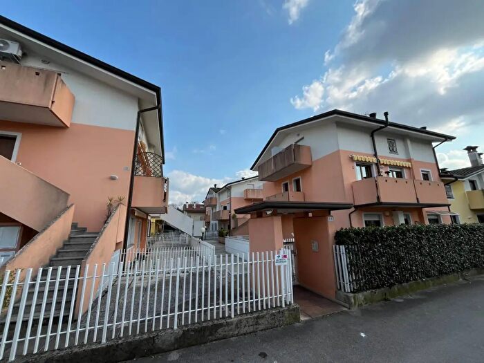 Appartamento trilocale in vendita in Via Terza Armata G, Gorizia