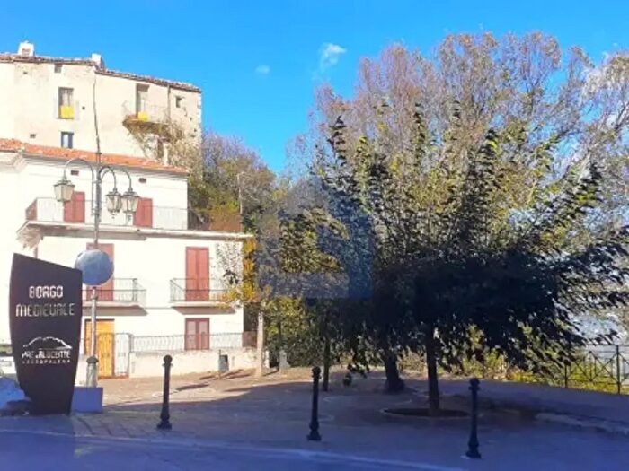 Casa con 6 locali in vendita in Via Giuseppe Garibaldi, Gessopalena