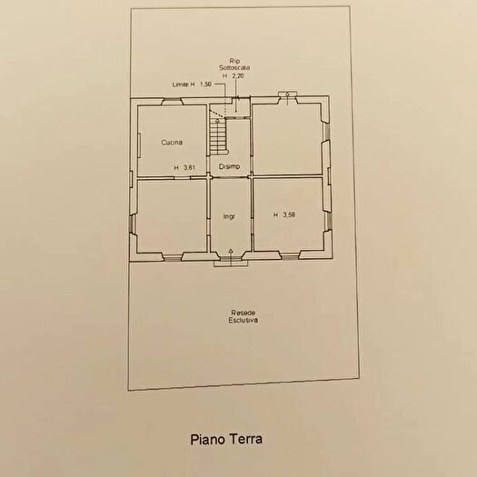 Casa con 10 locali in vendita in Capannori