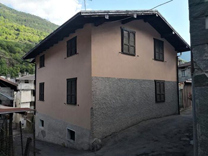 Casa quadrilocale in vendita in Aprica