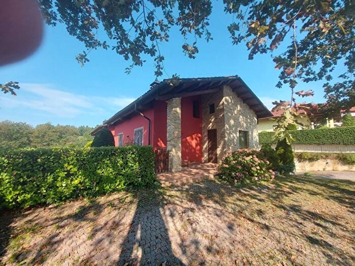 Casa con 6 locali in vendita in Vicoforte, Vicoforte