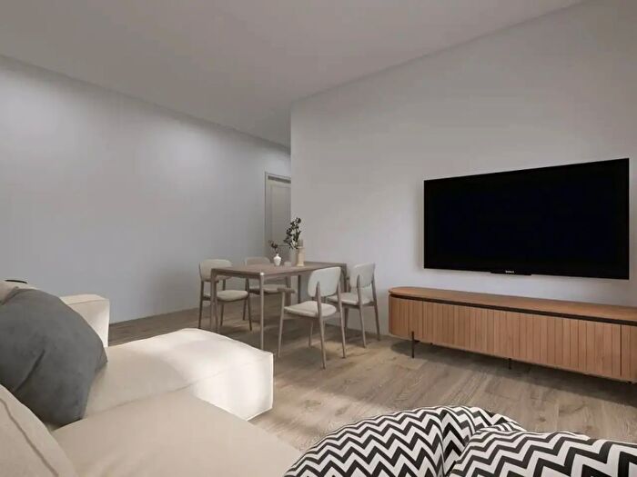 Appartamento quadrilocale in vendita in Via Carlo Pisacane, Viareggio