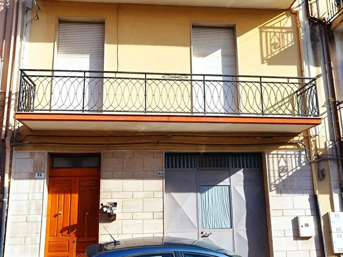 Casa con 7 locali in vendita in Bissolati a, Solarino