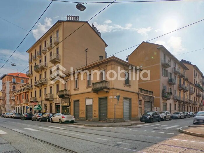 Appartamento quadrilocale in vendita in Via Cumiana Bis, Torino