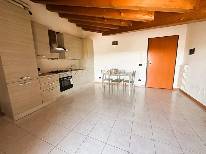 Appartamento monolocale in vendita in Via Colombarotto, Bagnolo San Vito