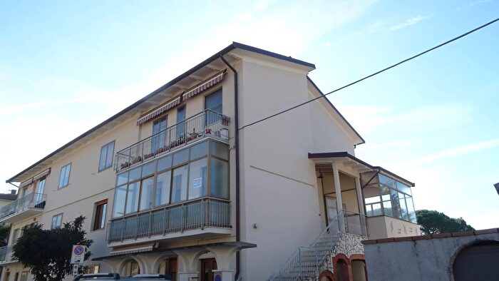 Appartamento con 5 locali in vendita in Via Coeliaula, Montespertoli