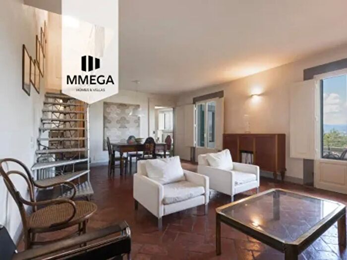 Appartamento con 6 locali in vendita in Via di Calcinaia, Lastra A Signa