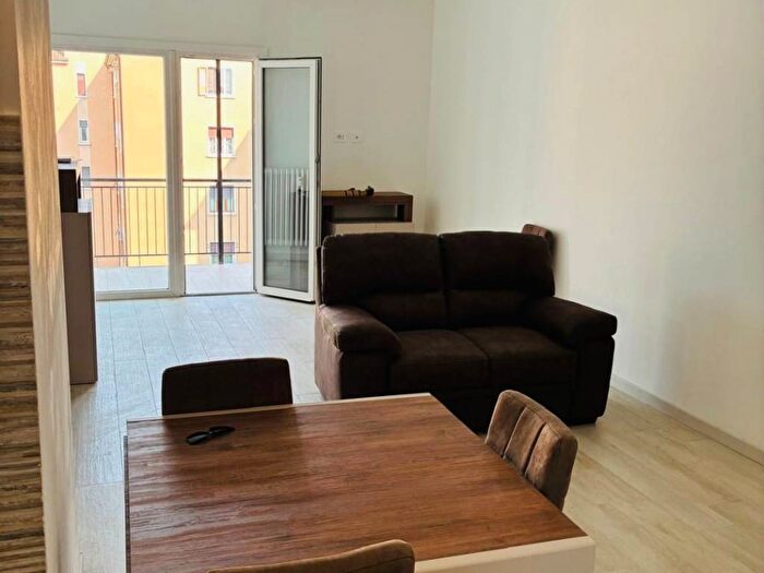 Casa trilocale in affitto in Via Giorgio Duranti, Villaggio Ferrari Duca degli Abruzzi, Brescia