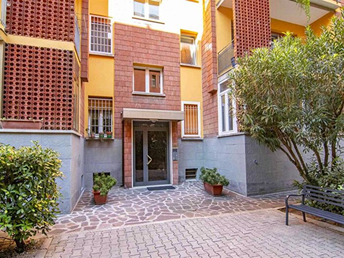 Appartamento trilocale in vendita in Via Romagnoli, Murri, Bologna