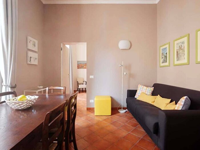 Appartamento trilocale in affitto in Via Cavour, Colle Oppio, Roma