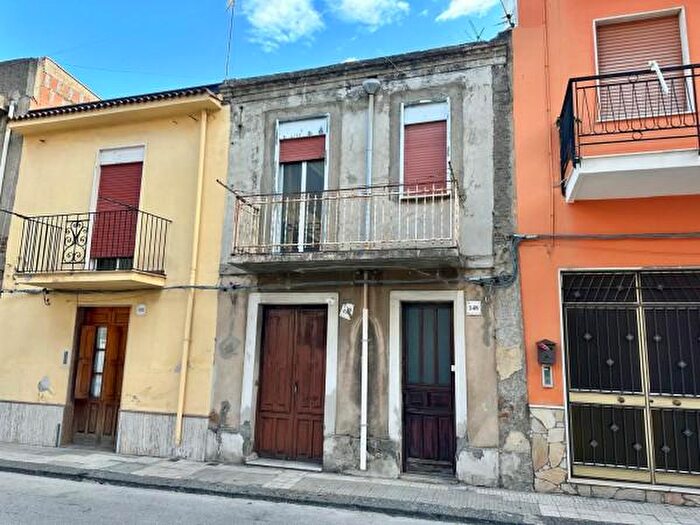 Casa con 5 locali in vendita in Via San Francesco di Paola, Barcellona Pozzo Di Gotto