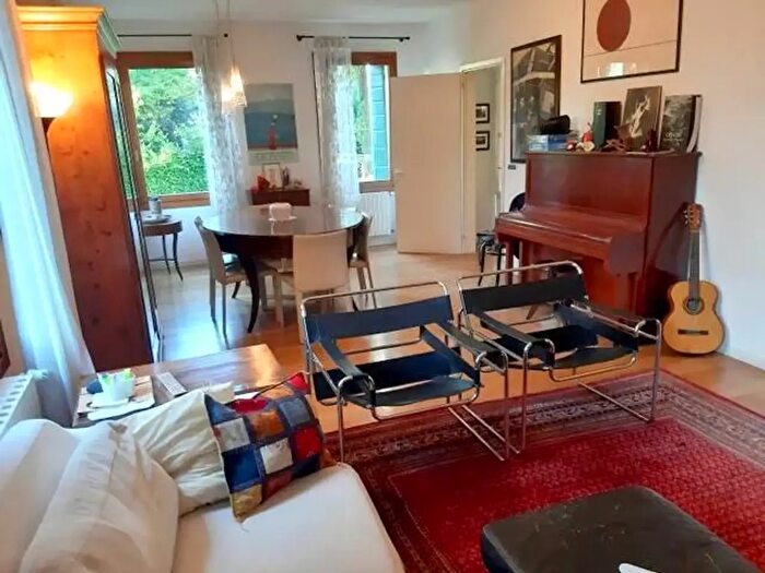 Casa con 7 locali in vendita in Mogliano Veneto