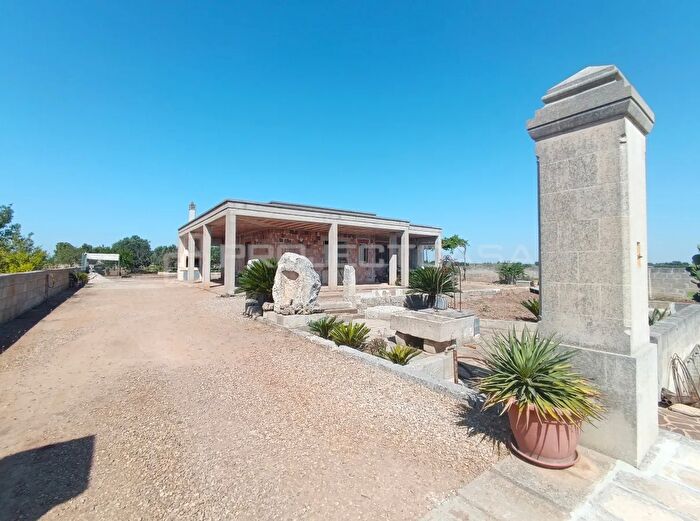 Casa trilocale in vendita in Via Marcella, Corigliano DOtranto