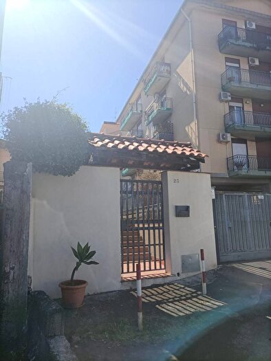 Appartamento quadrilocale in vendita in Via Orione, Catania