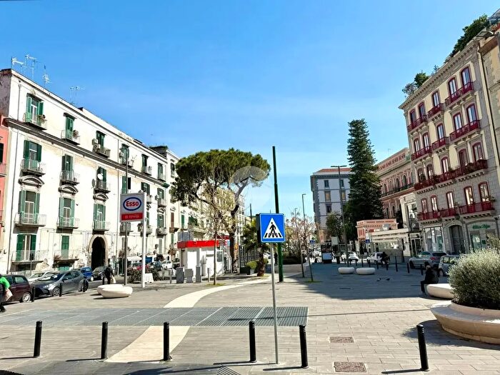 Appartamento bilocale in affitto in Piazza Eritrea, Napoli
