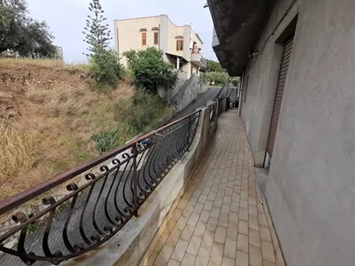 Appartamento trilocale in vendita in Via Antonello da Messina, Villafranca Tirrena