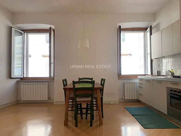 Appartamento trilocale in affitto in Via Armando Diaz, Trieste