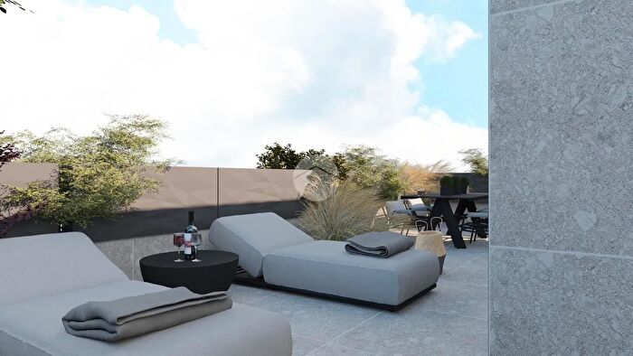 Appartamento trilocale in vendita in Via Vincenzo da Seregno, Milano