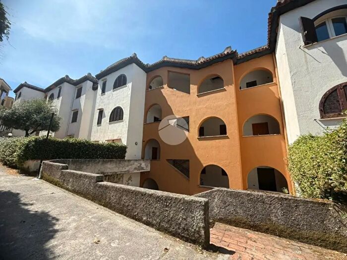 Appartamento quadrilocale in vendita in Via Raffaele Sanseverino, Scalea