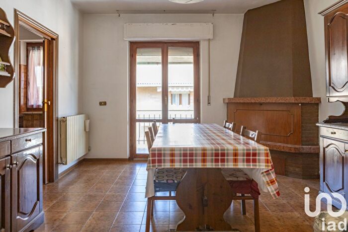 Appartamento quadrilocale in vendita in Via Piazza del Risorgimento, Treia